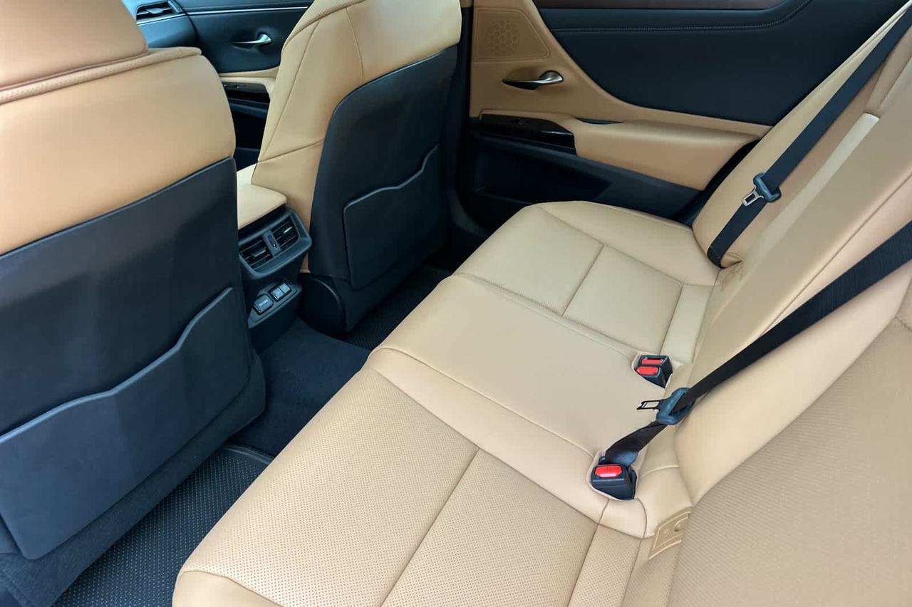 2025 Lexus ES Roseville CA