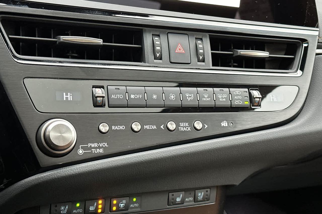 2025 Lexus ES Roseville CA