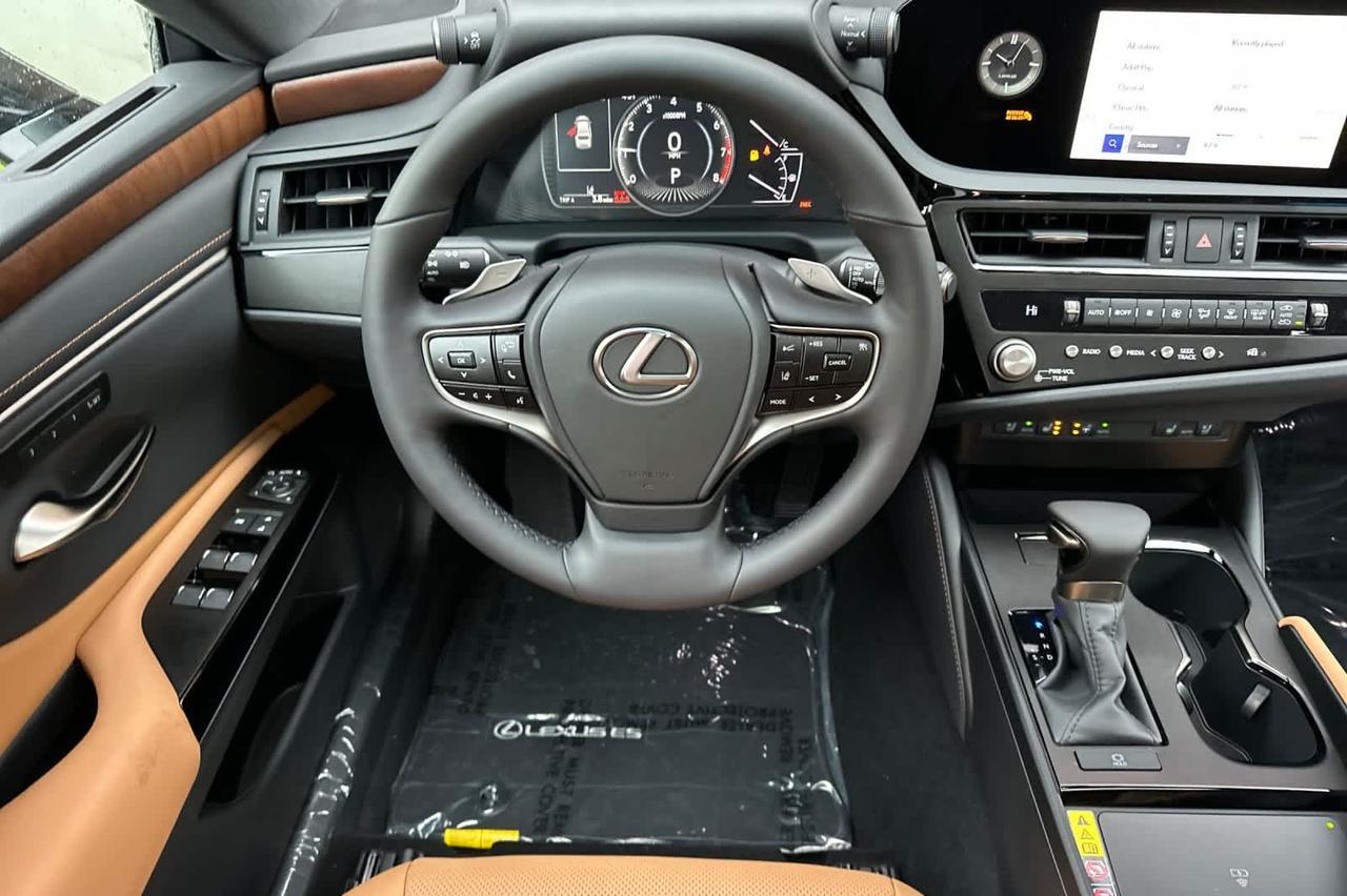 2025 Lexus ES Roseville CA