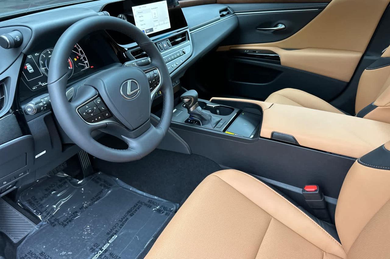 2025 Lexus ES Roseville CA