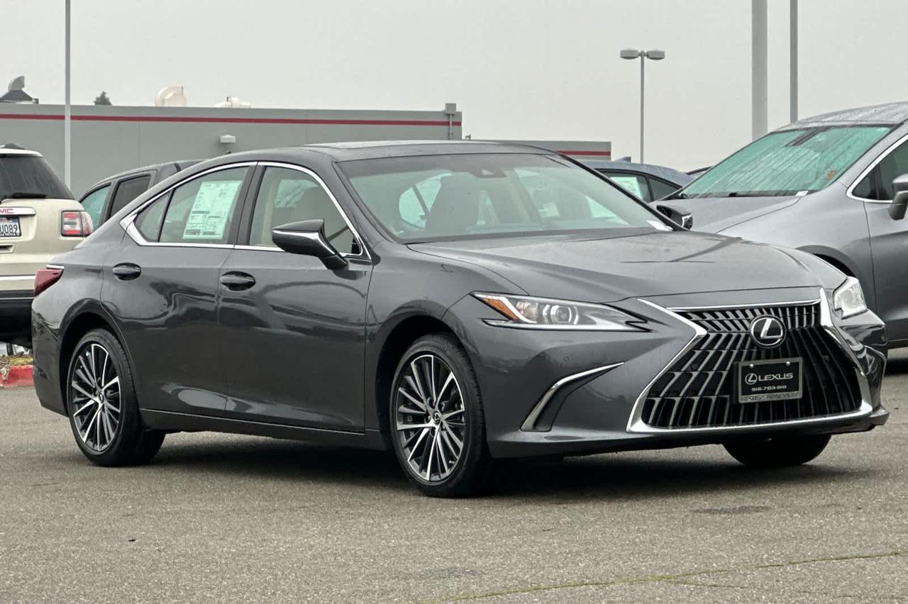 2025 Lexus ES Roseville CA