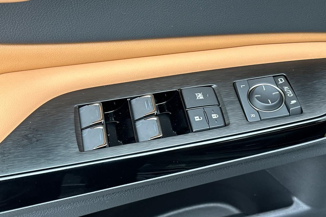 2025 Lexus ES Roseville CA