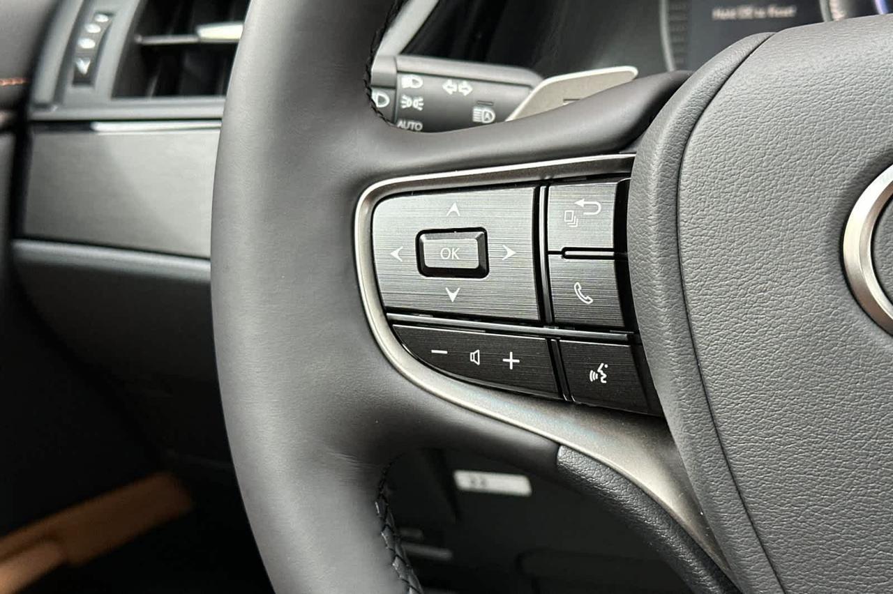 2025 Lexus ES Roseville CA