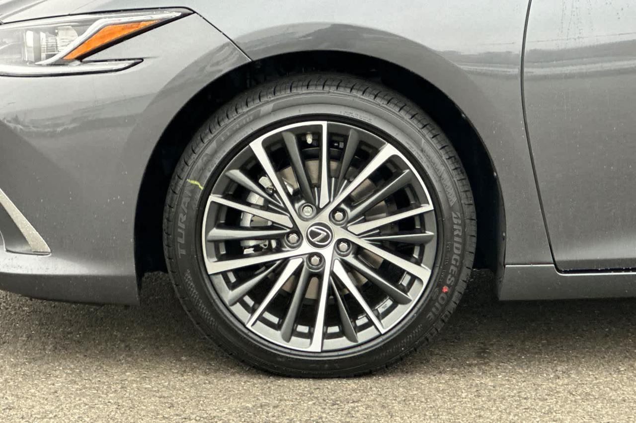 2025 Lexus ES Roseville CA