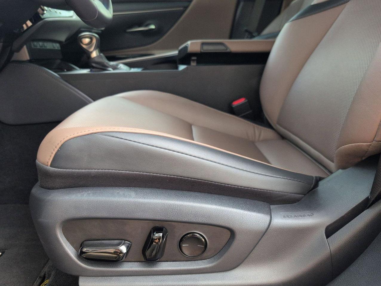 2025 Lexus ES San Antonio TX