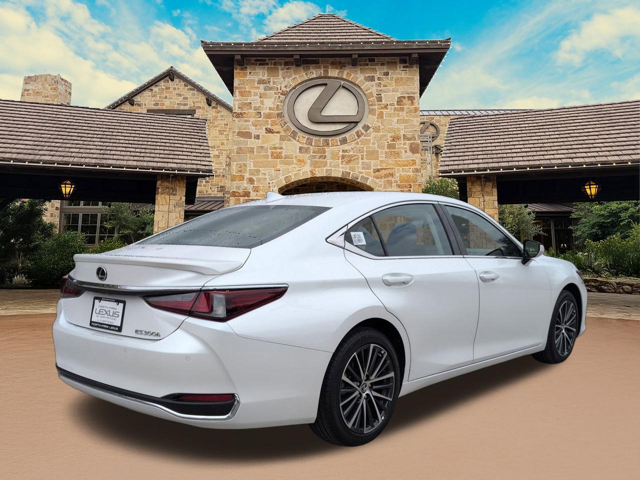2025 Lexus ES