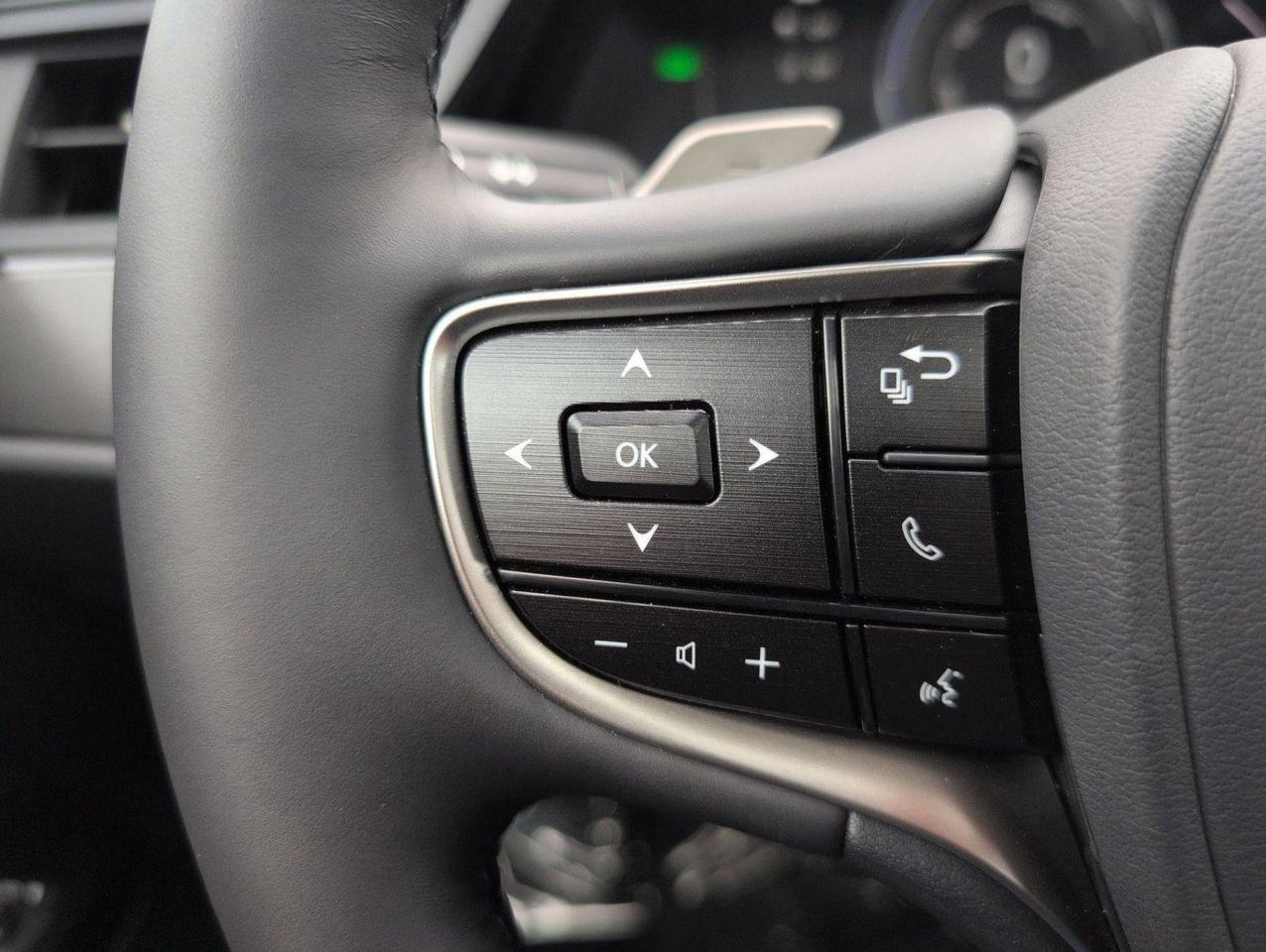 2025 Lexus ES San Antonio TX