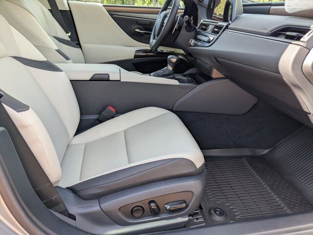 2025 Lexus ES San Antonio TX