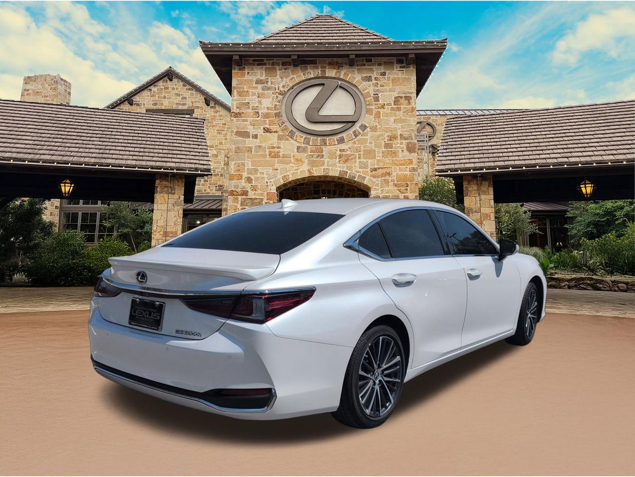 2025 Lexus ES