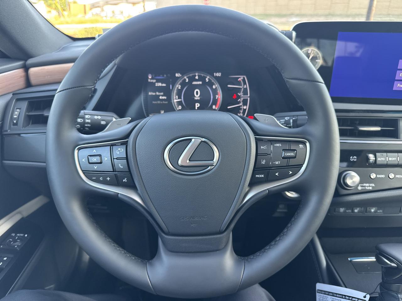 2025 Lexus ES San Juan TX