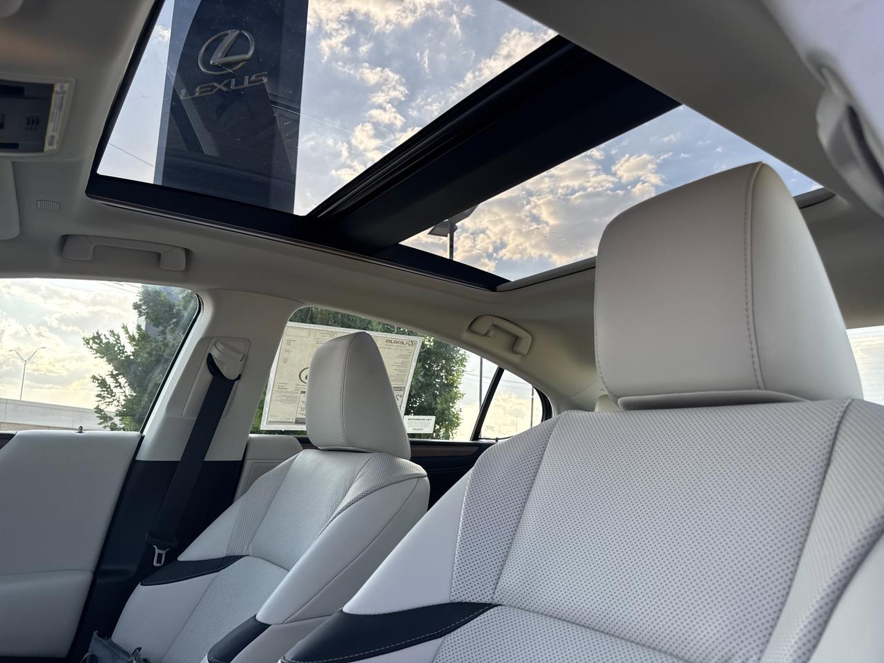 2025 Lexus ES San Juan TX