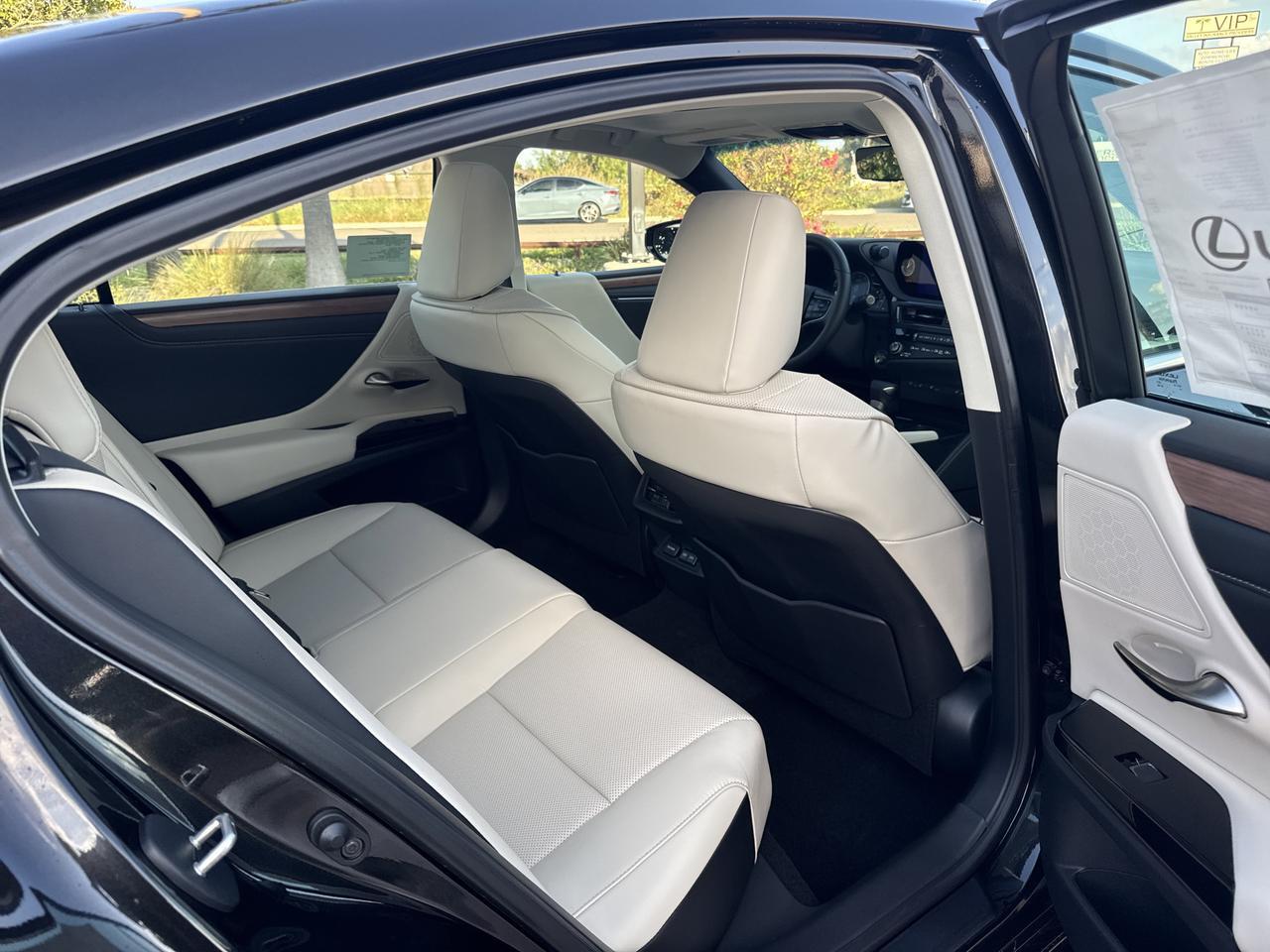 2025 Lexus ES San Juan TX