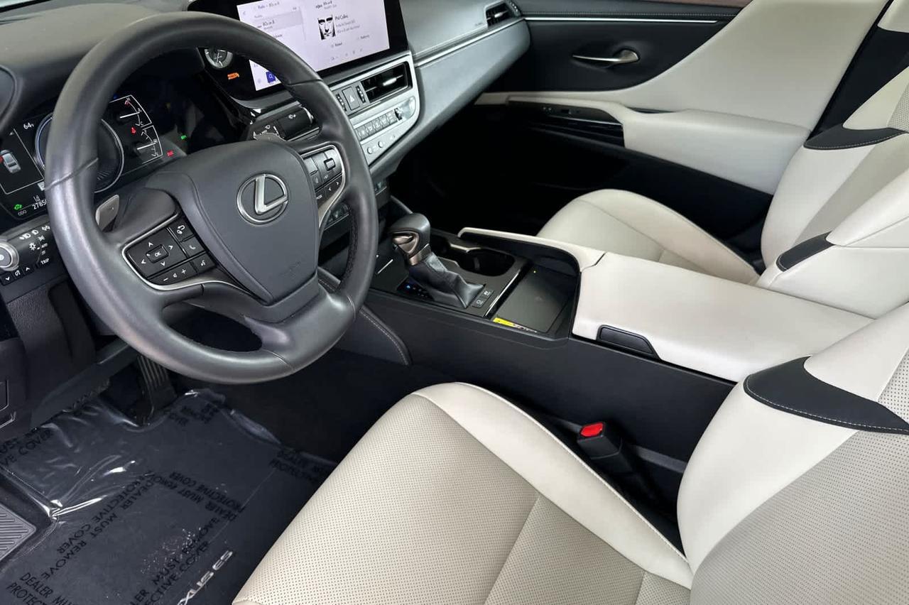 2025 Lexus ES 300h Roseville CA