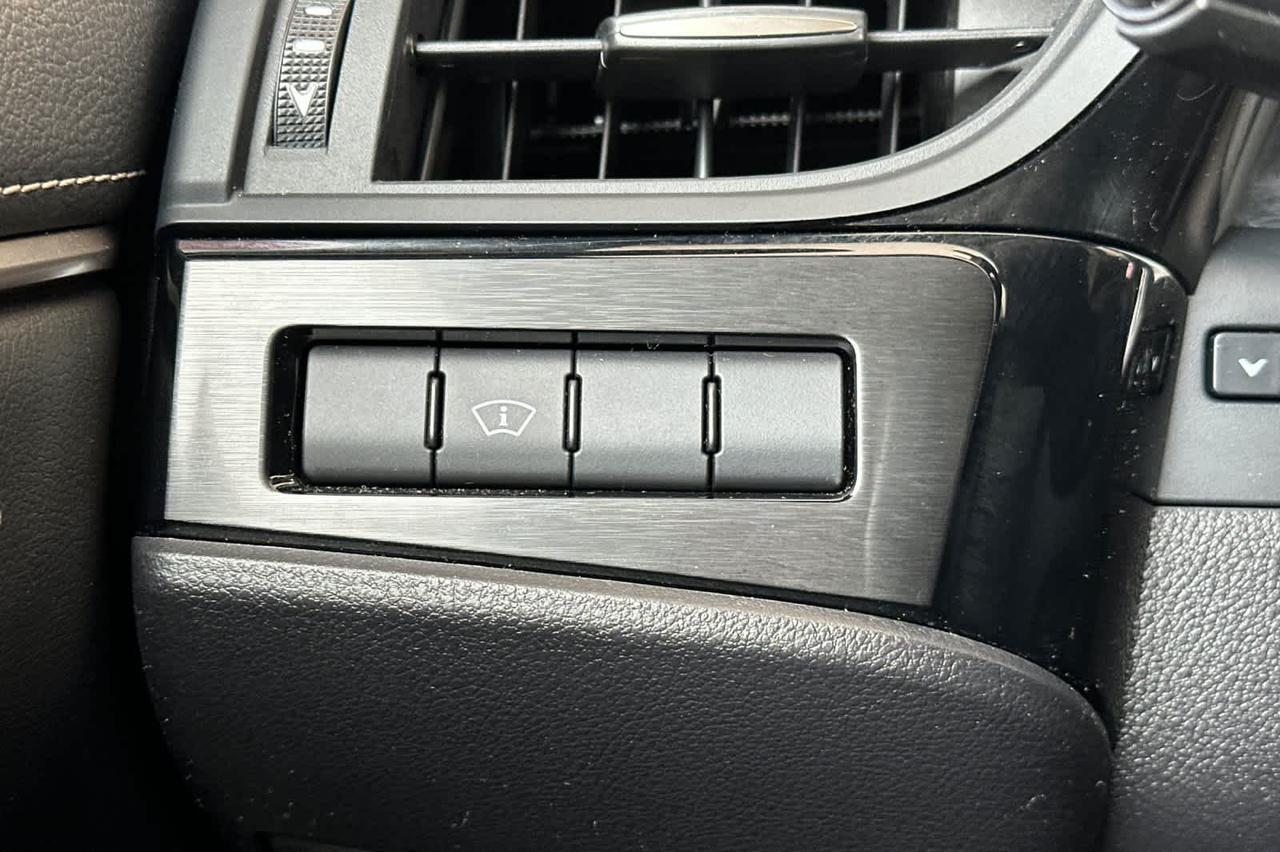 2025 Lexus ES 300h Roseville CA