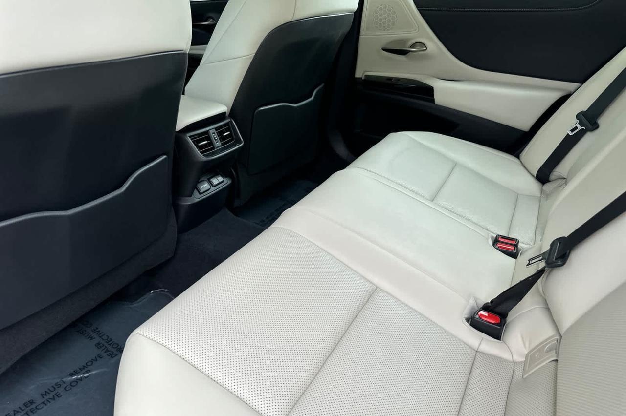 2025 Lexus ES 300h Roseville CA
