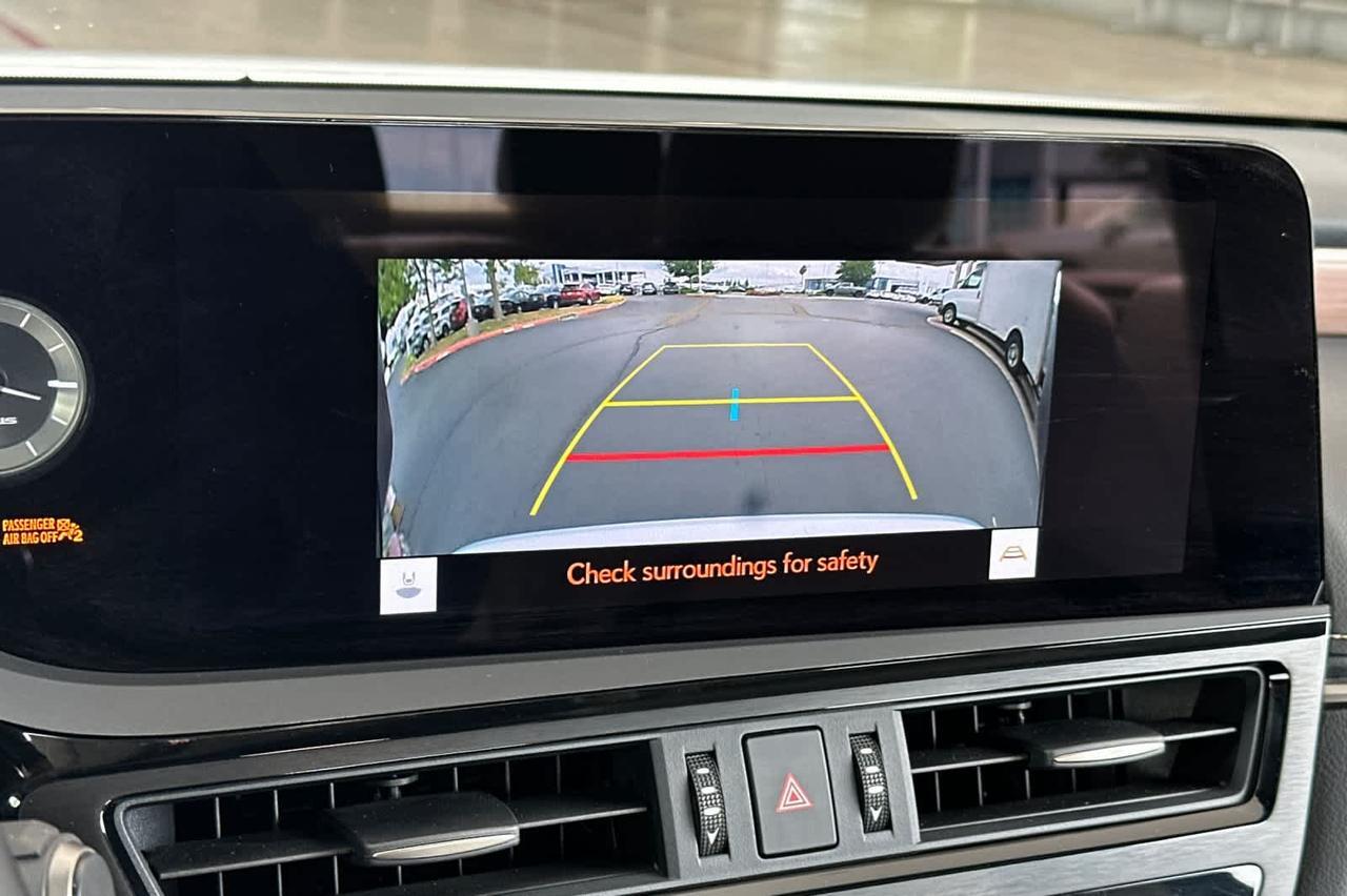 2025 Lexus ES 300h Roseville CA