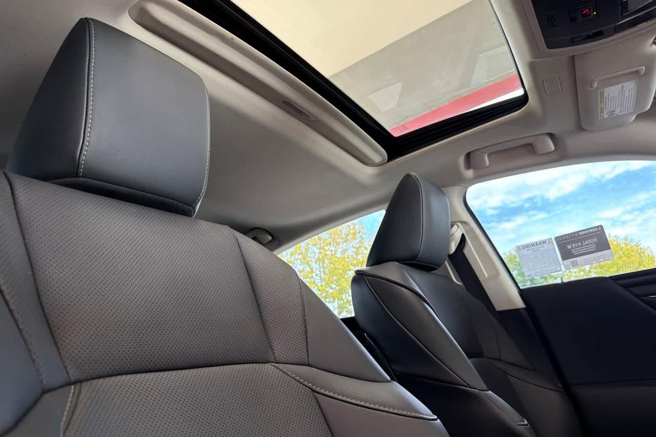 2025 Lexus ES 300h Roseville CA
