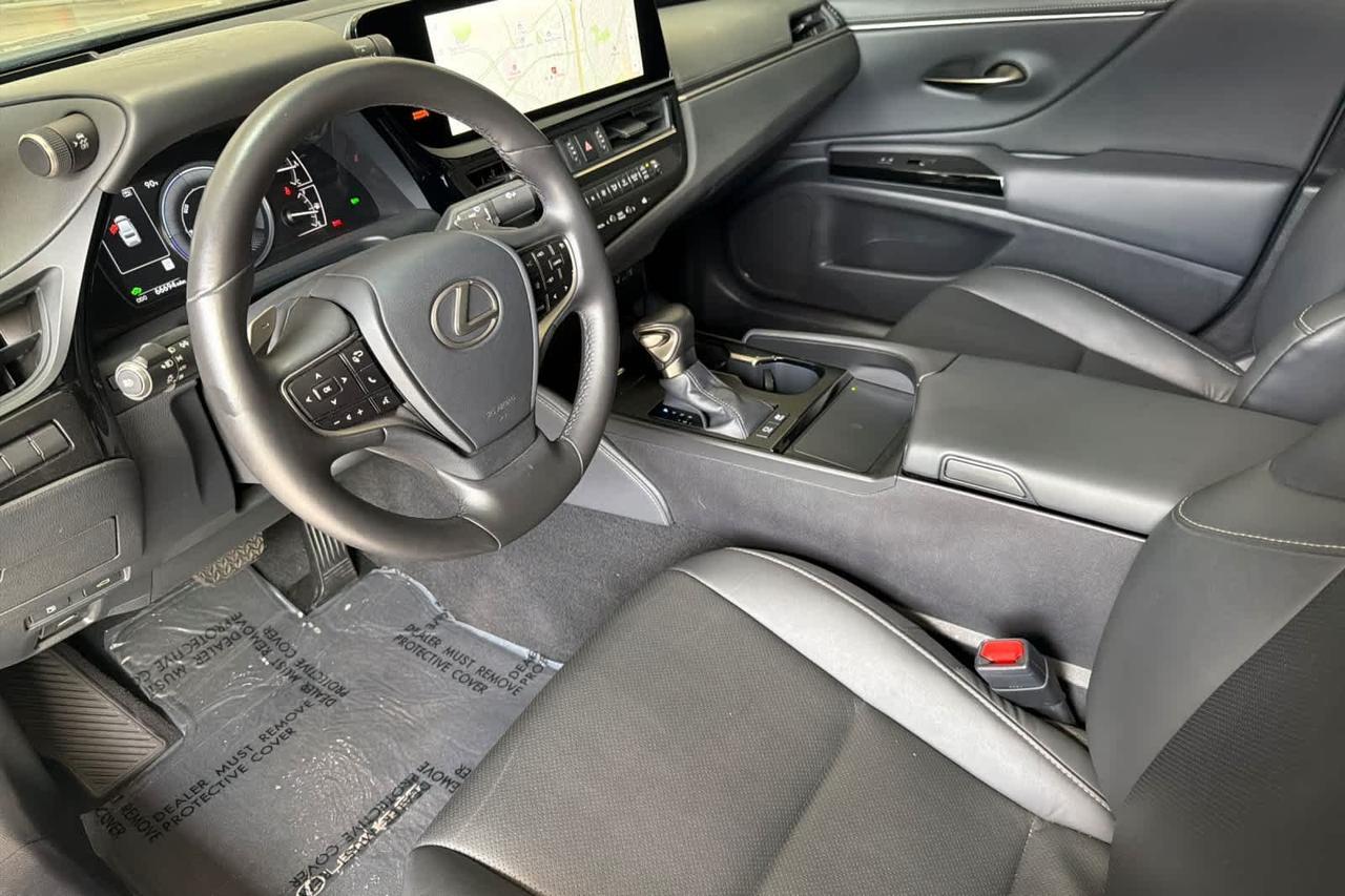 2025 Lexus ES 300h Roseville CA
