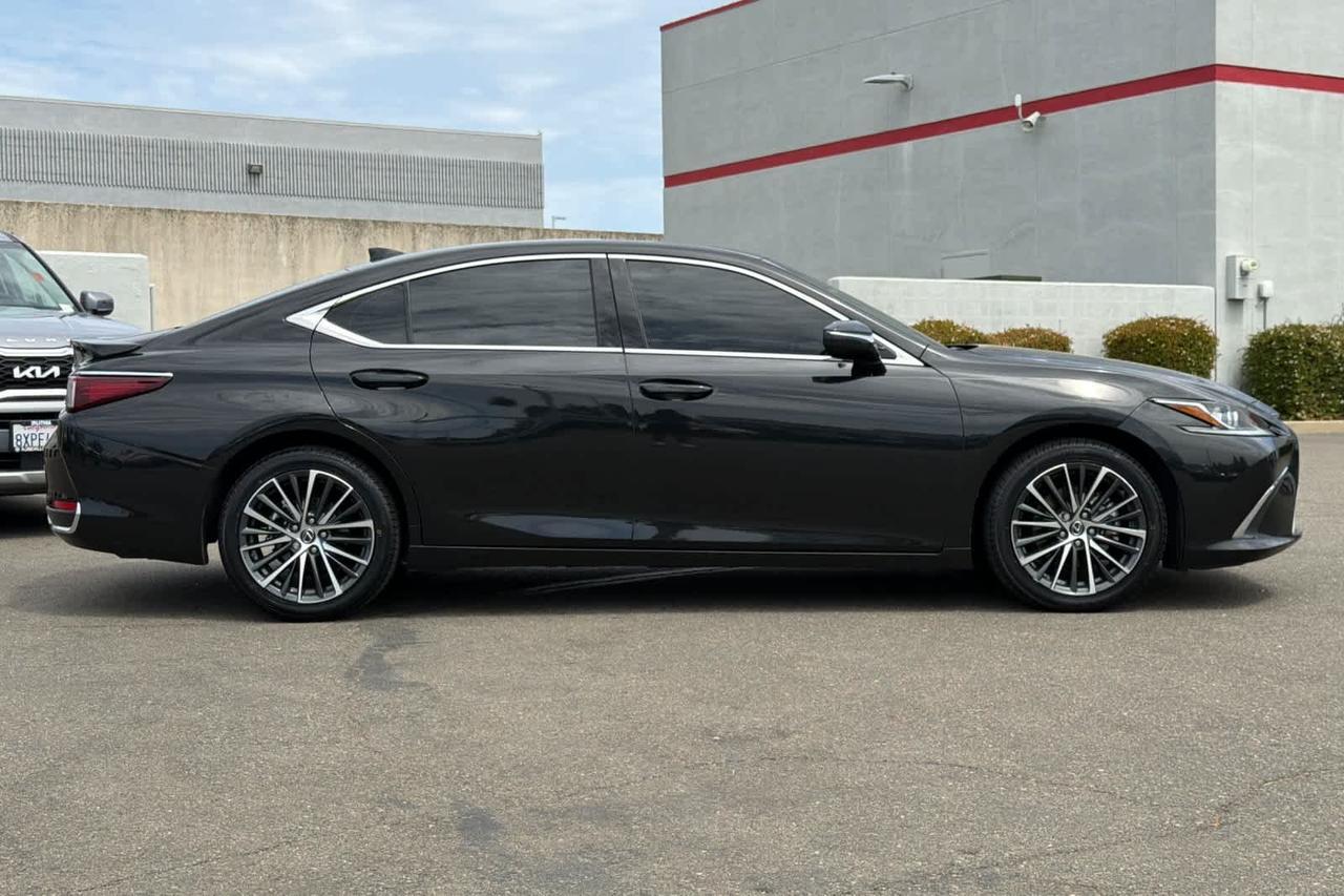 2025 Lexus ES 300h Roseville CA
