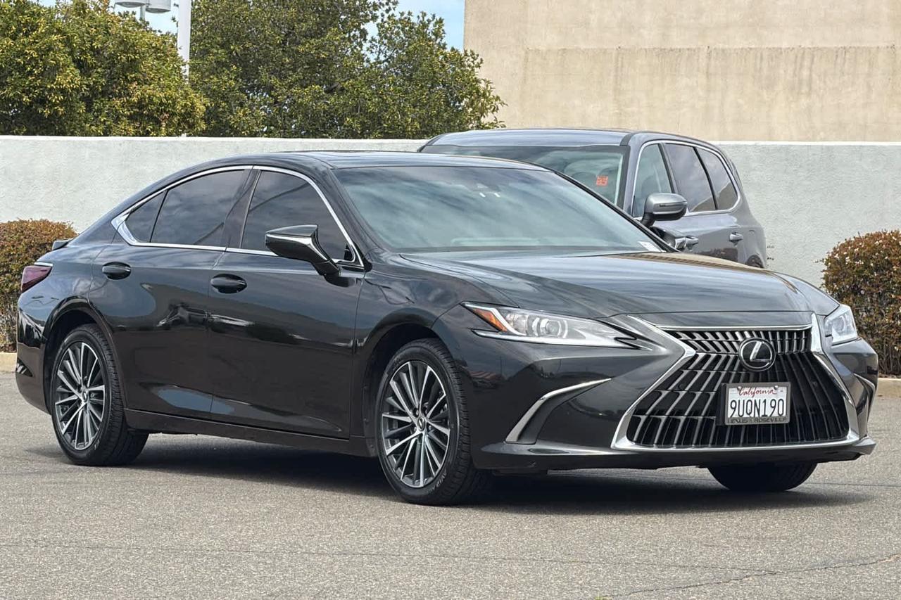 2025 Lexus ES 300h Roseville CA