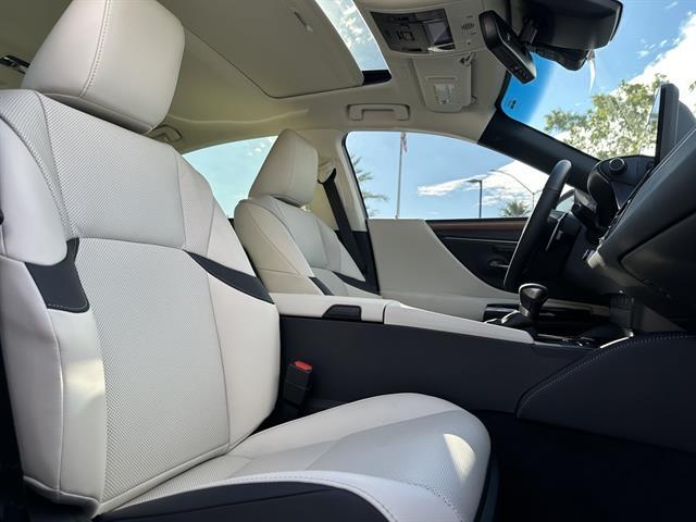 2025 Lexus ES 300h Tucson AZ