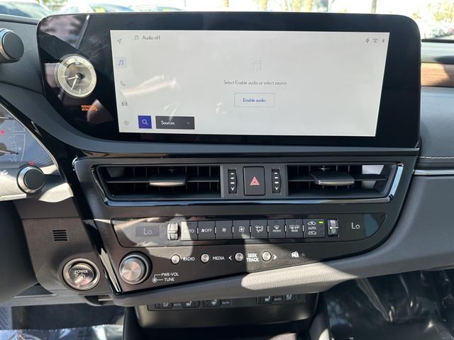 2025 Lexus ES 300h Tucson AZ