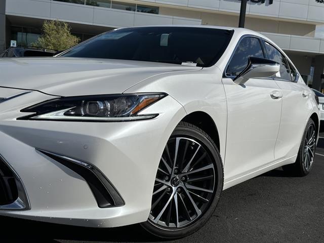 2025 Lexus ES 300h Tucson AZ