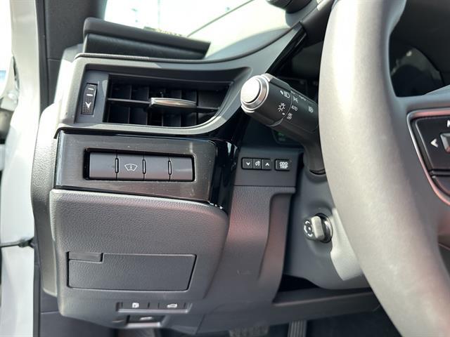 2025 Lexus ES 300h Tucson AZ