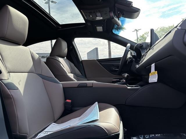 2025 Lexus ES 300h Tucson AZ