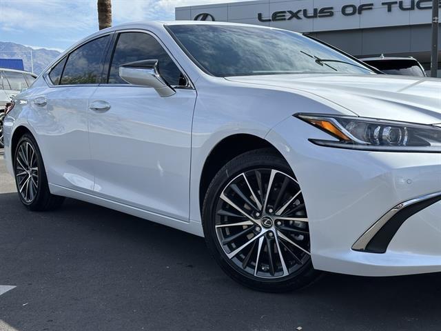 2025 Lexus ES 300h Tucson AZ