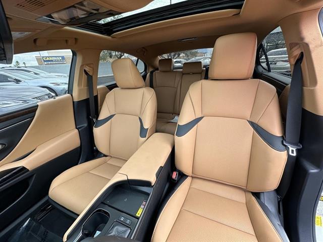 2025 Lexus ES 300h Tucson AZ
