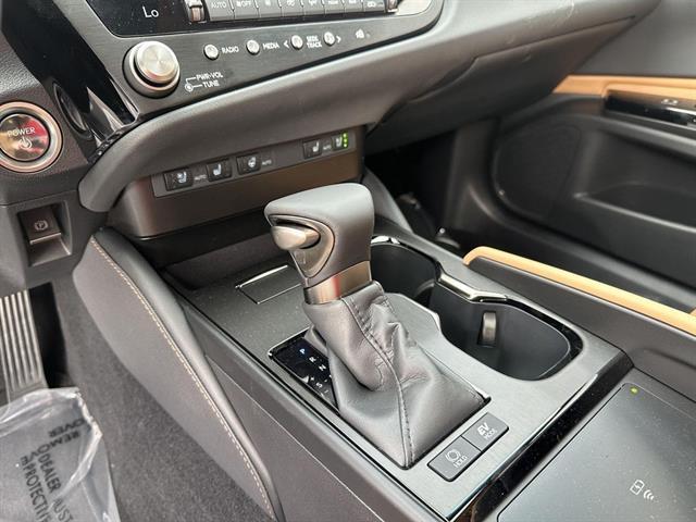 2025 Lexus ES 300h Tucson AZ