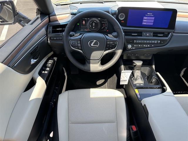2025 Lexus ES 300h Tucson AZ