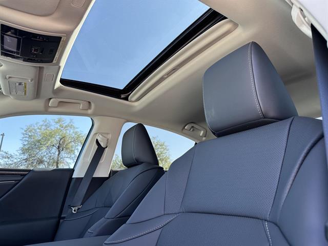 2025 Lexus ES 300h F SPORT DESIGN Tucson AZ