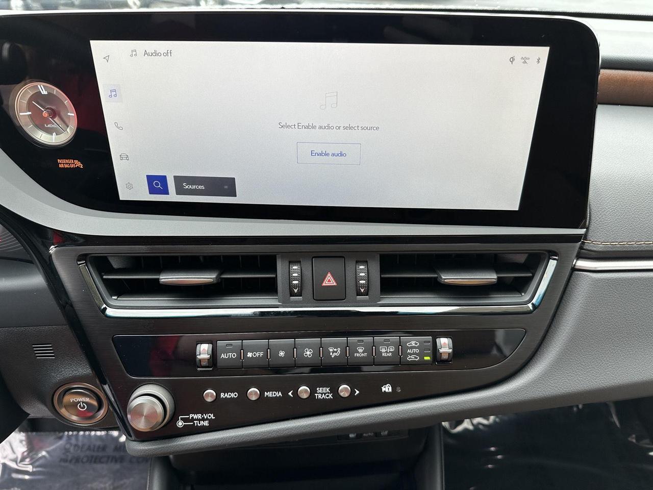 2025 Lexus ES 300h F SPORT Design Tucson AZ