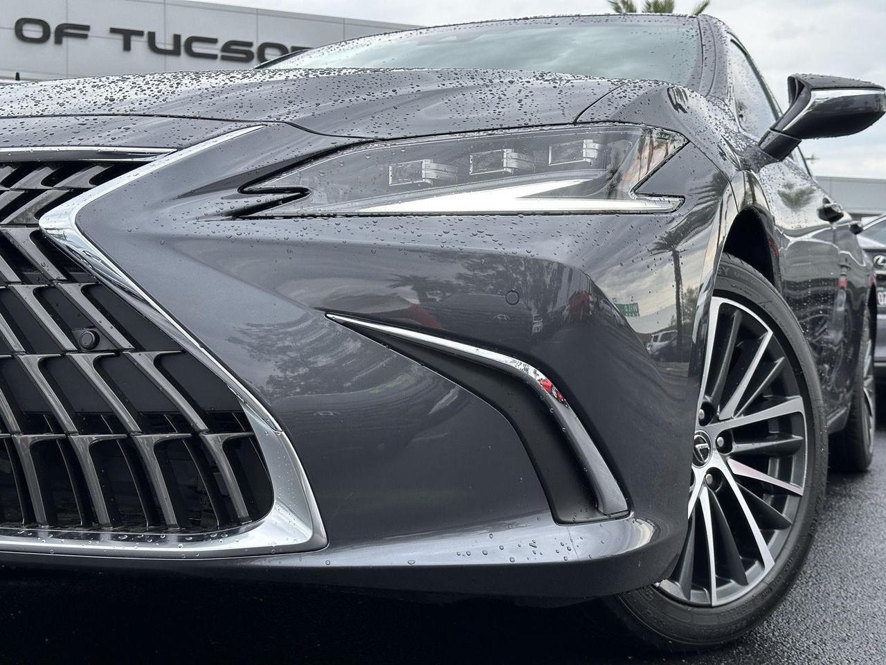 2025 Lexus ES 300h F SPORT Design Tucson AZ