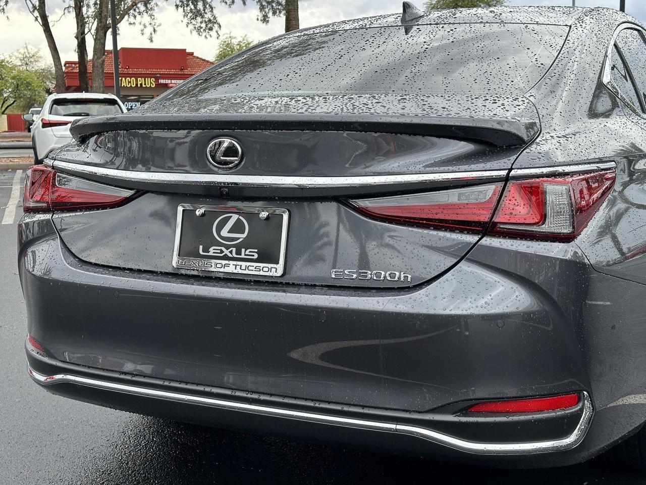 2025 Lexus ES 300h F SPORT Design Tucson AZ