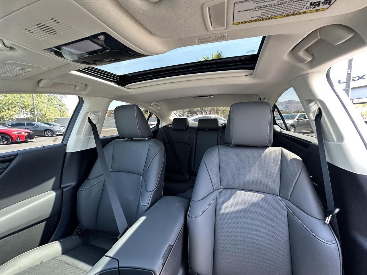 2025 Lexus ES 300h F SPORT Design Tucson AZ