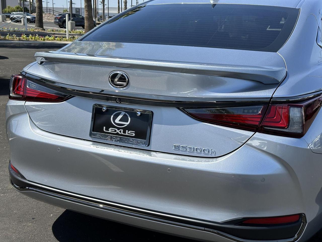 2025 Lexus ES 300h F SPORT Design Tucson AZ