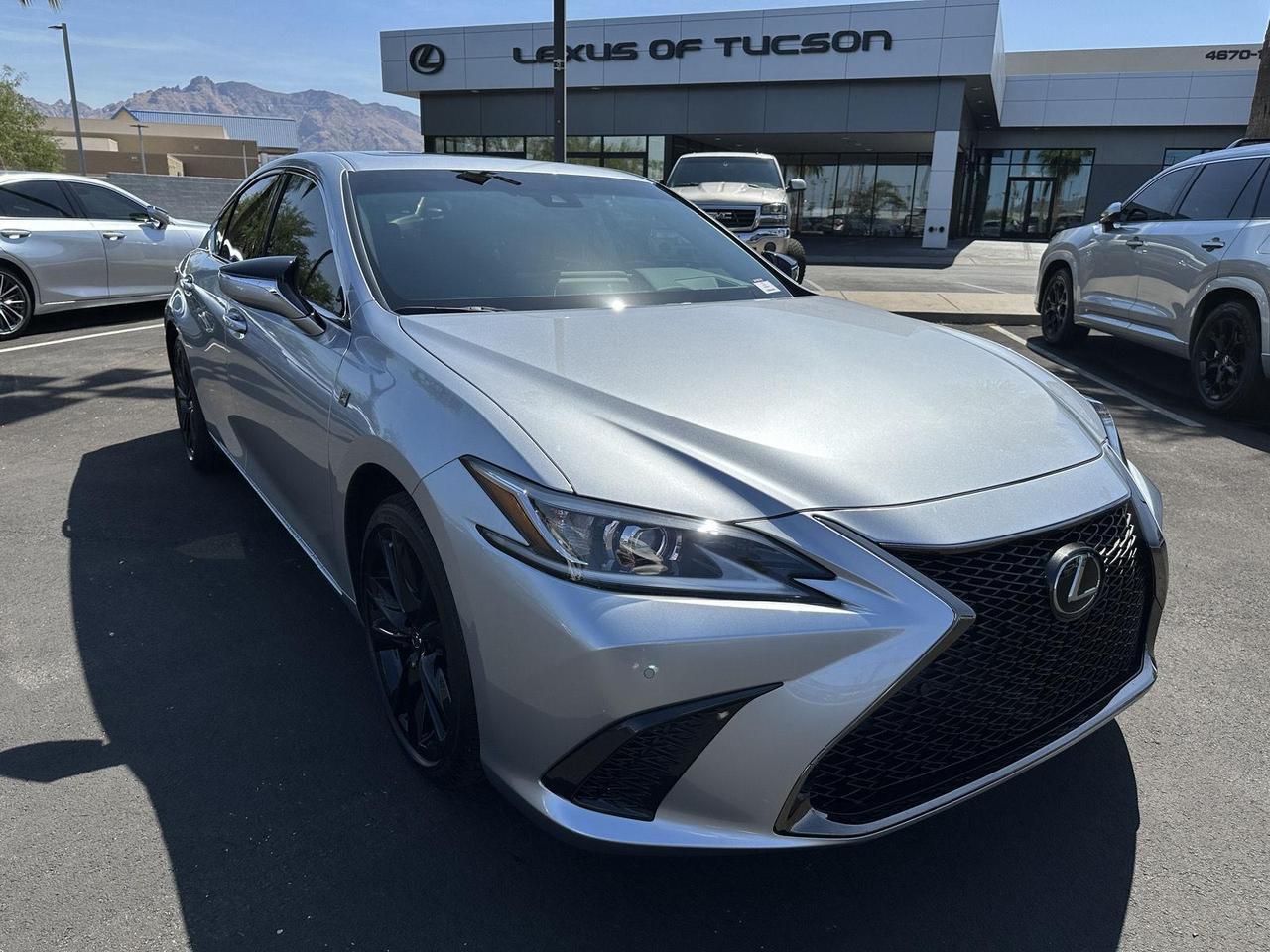 2025 Lexus ES 300h F SPORT Design Tucson AZ