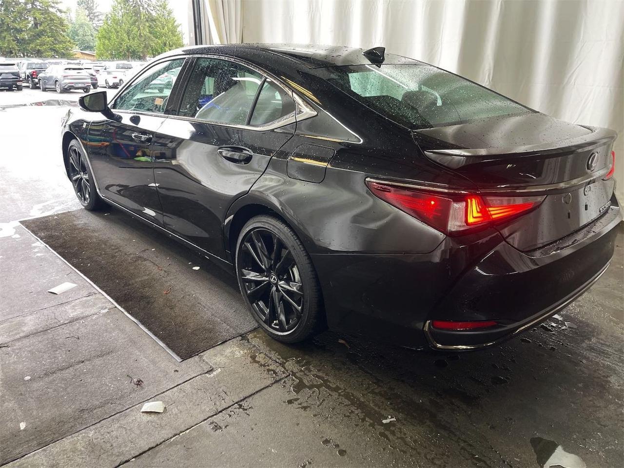 2025 Lexus ES 300h F SPORT Handling Mark Levinson Sound Ventilated Seats Portland OR