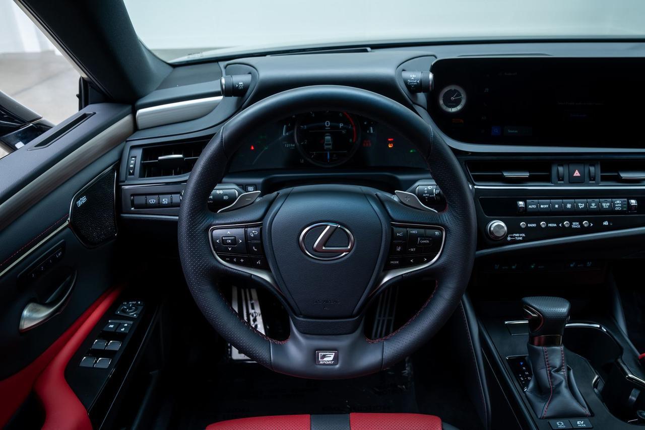 2025 Lexus ES 300h F SPORT Handling Mark Levinson Sound Ventilated Seats Portland OR