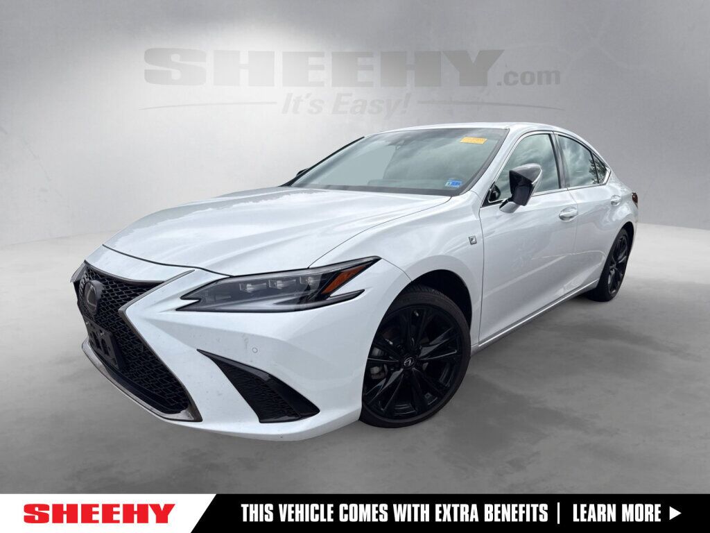 2025 Lexus ES 300h F SPORT Handling