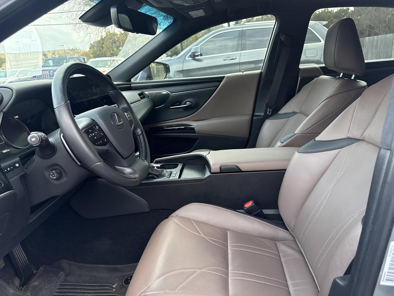 2025 Lexus ES 300h Luxury San Antonio TX