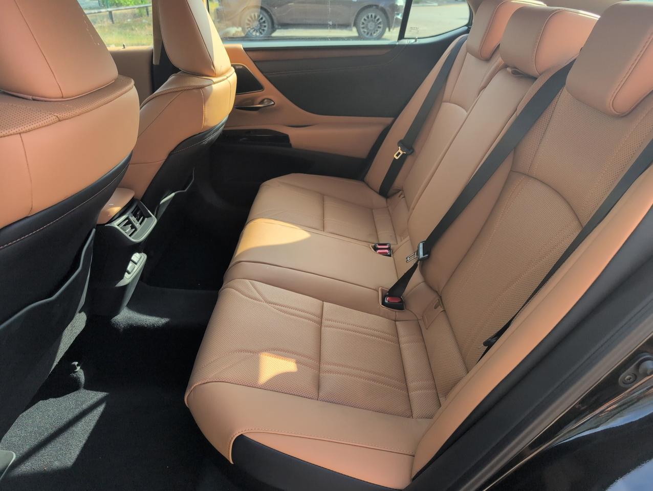 2025 Lexus ES 300h Luxury San Antonio TX