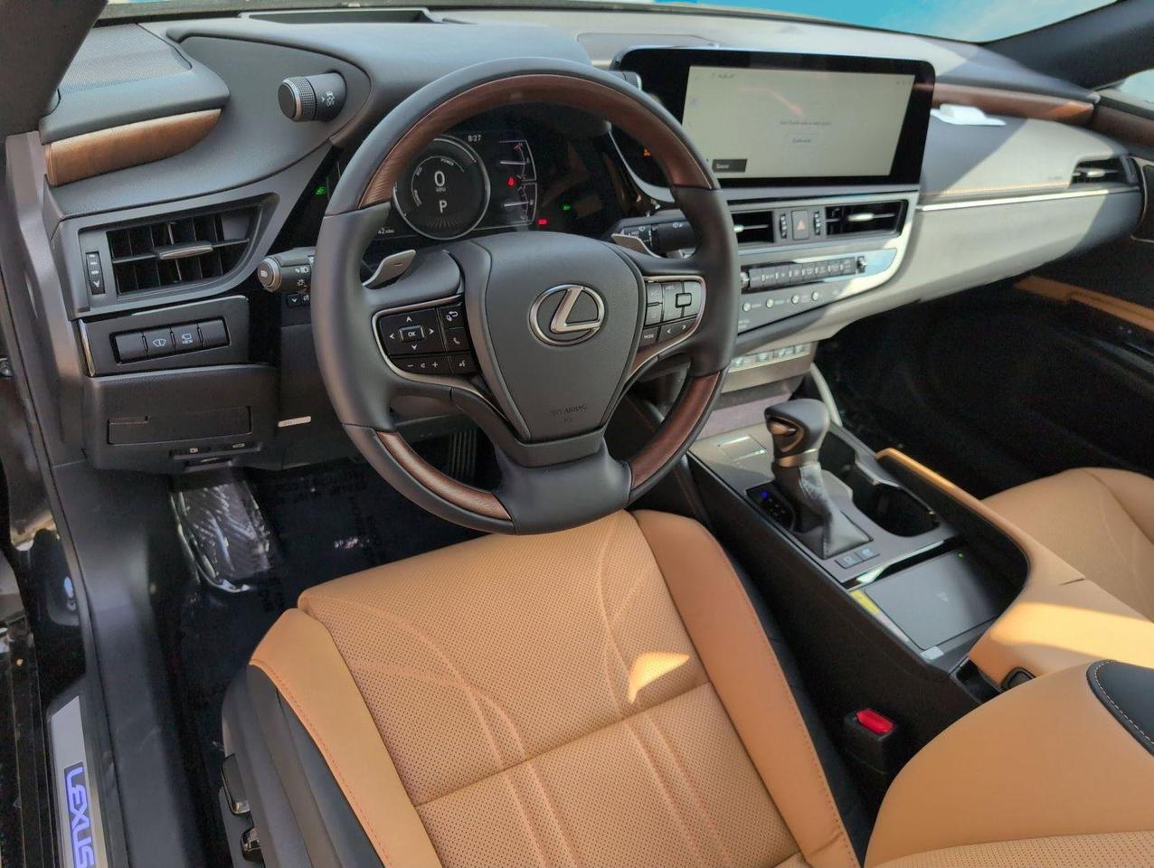 2025 Lexus ES 300h Luxury San Antonio TX