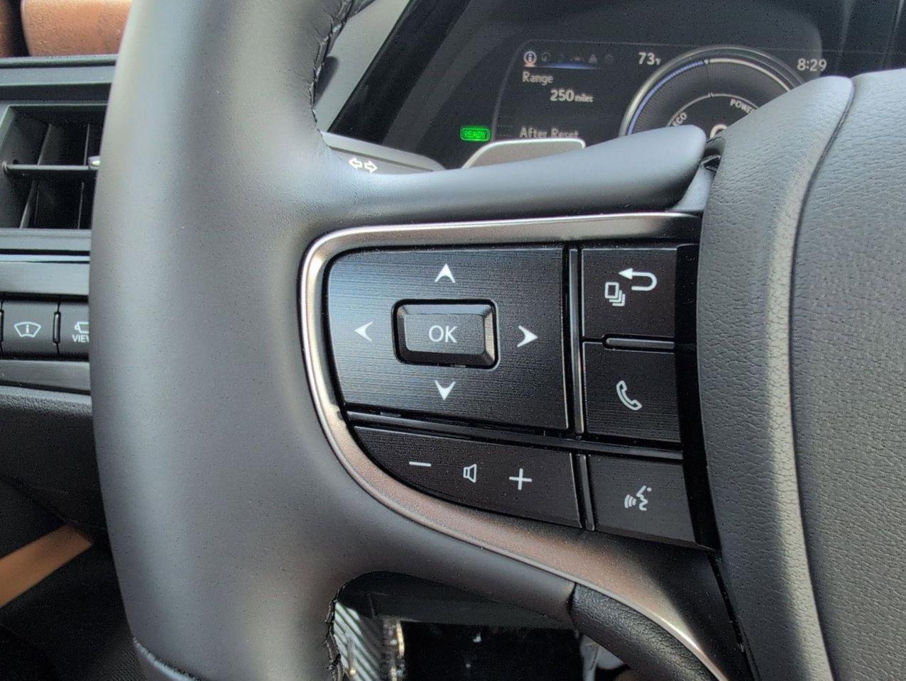 2025 Lexus ES 300h Luxury San Antonio TX