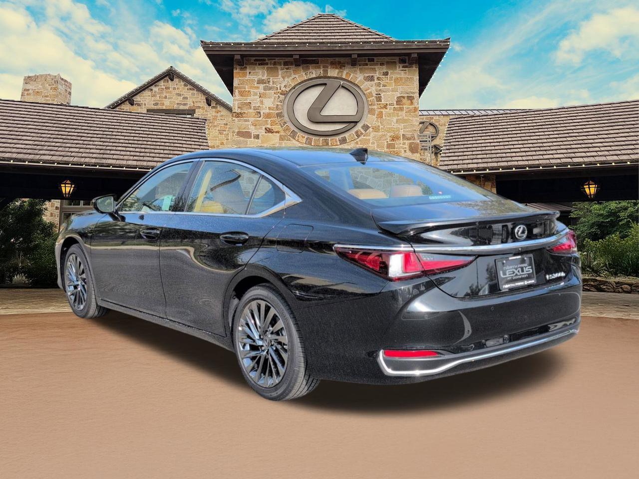 2025 Lexus ES 300h Luxury