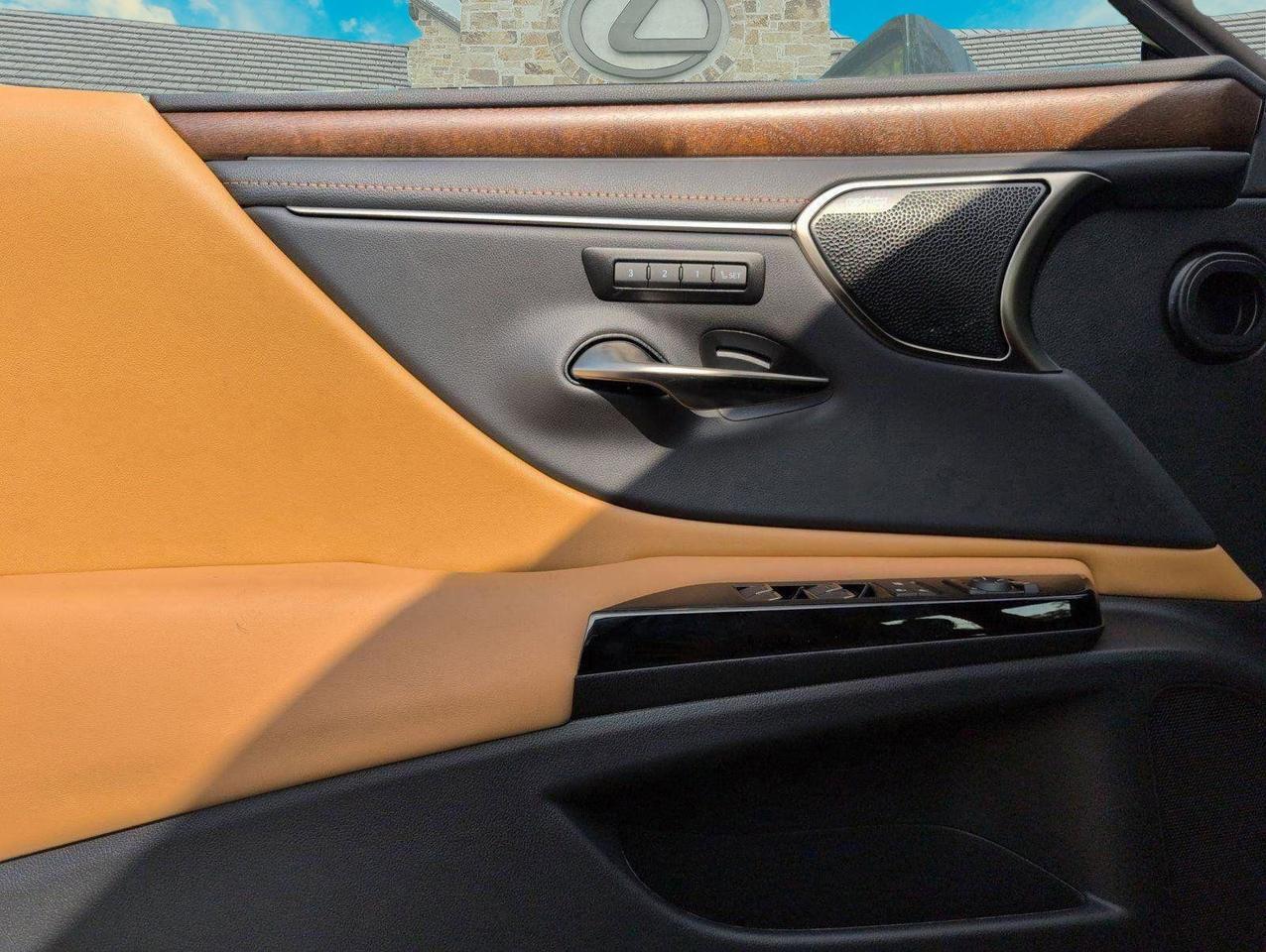 2025 Lexus ES 300h Luxury San Antonio TX