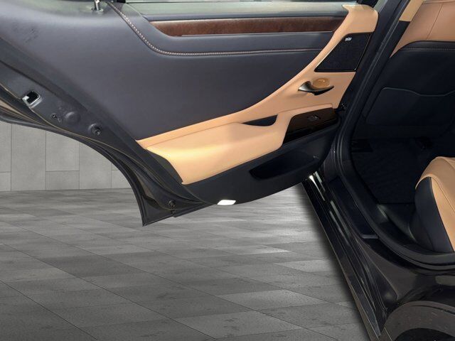 2025 Lexus ES 300h Luxury San Antonio TX